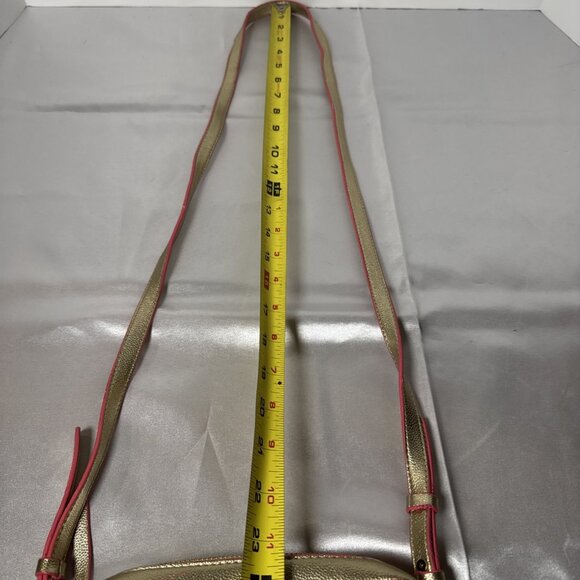 Lilly Pulitzer Metallic Gold Crossbody Bag With Pink Trim - Picture 16 of 16